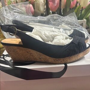 Nine West Black and Tan Wedge Sandals